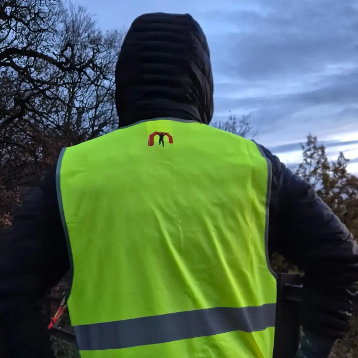 Warnweste - Sicherheit durch Sichtbarkeit – Bild 3